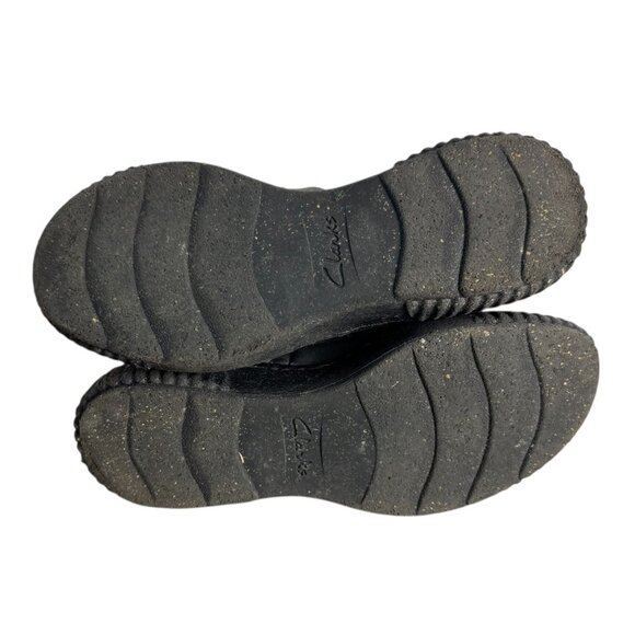 Collection by CLARKS Black Leather Zip-Side Booties Womens SZ 6.5 Slip-on Ankle - Picture 10 of 11